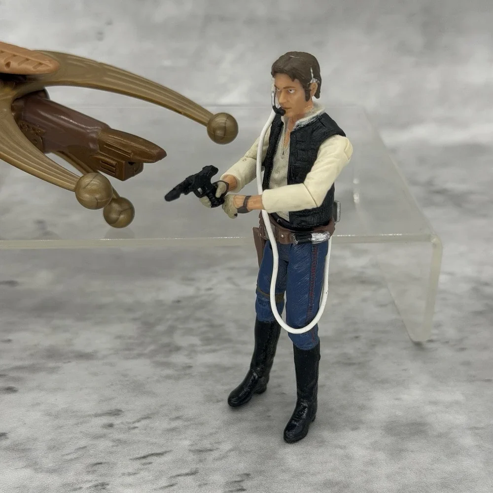 Star Wars Legacy Millennium Falcon Crew Han Solo Chewy Kashyyyk Weapon 3.75